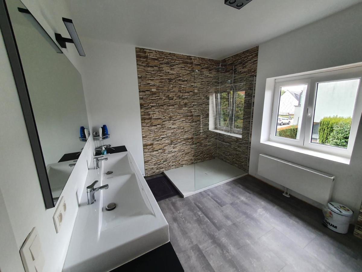 Private Room With Shared Spaces Ranst Εξωτερικό φωτογραφία
